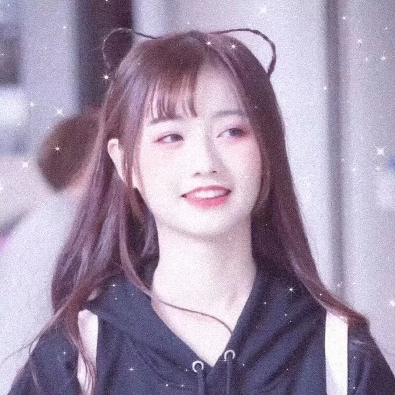 直播间实拍：超模之女学历造假，被批炫富